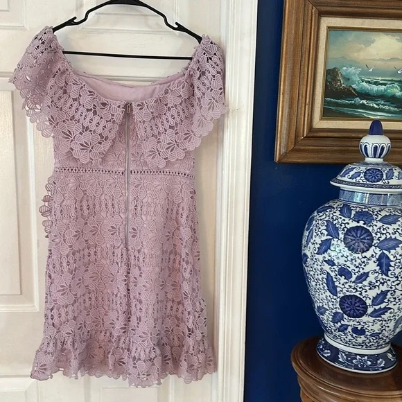 Women’s Lulu's Frill and Grace Lavender Lace Off-the-Shoulder Dress Size Medium - Picture 8 of 12
